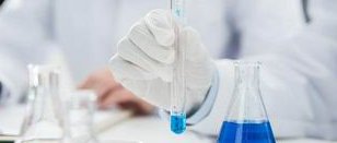 女性子宫肌瘤在咸宁市中心医院做三代试管预算八万块够不够？